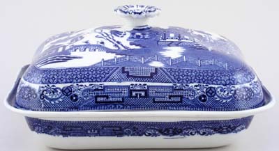 Vegetable Dish with Cover c1910
